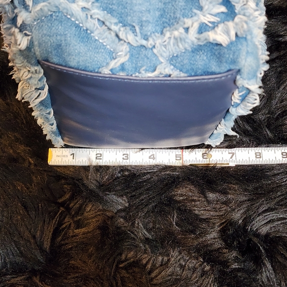 Carlos By Carlos Santana Vintage Frayed Denim Patchwork Hobo Shoulder Bag Purse - Picture 8 of 15